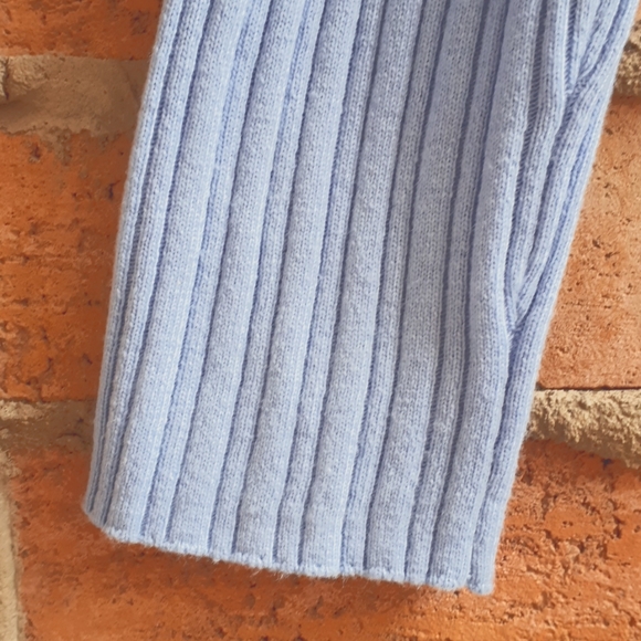 Banana Republic Merino Wool Cropped Cardigan - Picture 2 of 6